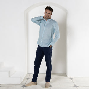 Casual pure linen trousers in eclipse navy blue worn with pale blue linen shirt