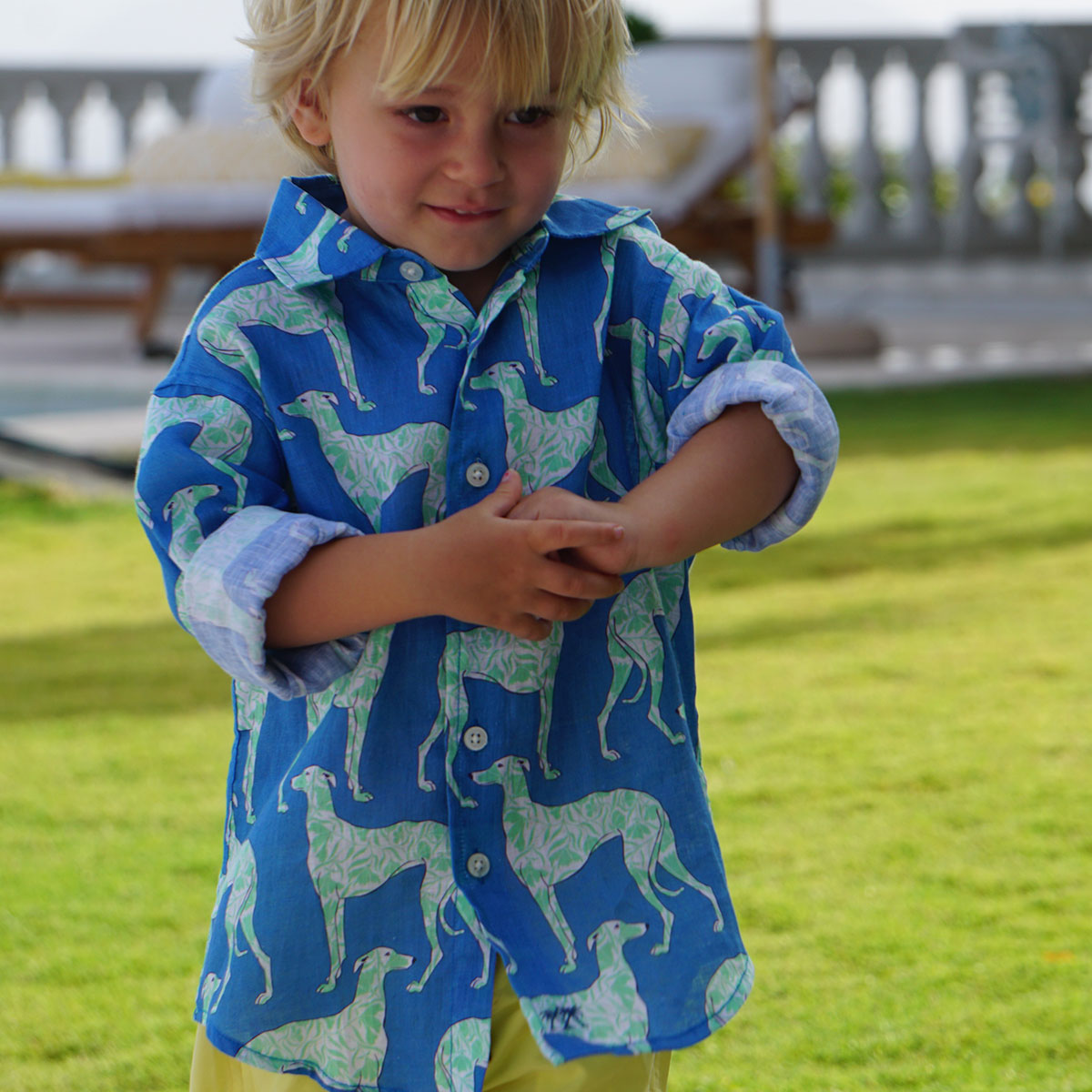 Kid's vacation fashion linen shirt in Lurcher blue & green print